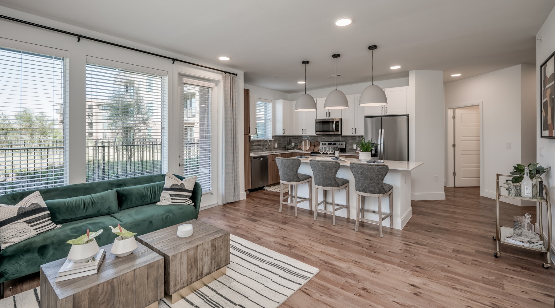 Feel at Home, Feel at Ease